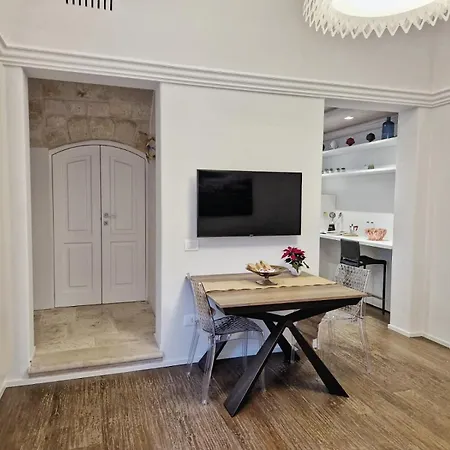 Antico Rosone - Design -spa- By Gessicaholiday דירה מונופולי